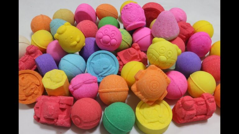 びっくらたまご×50 アンパンマン ディズニー 仮面ライダーゴーストアイコン 妖怪ウォッチ ポケモン ぐでたま すみっコぐらし プリキュア ここたま プリンセスソフィア バスボール アニメ おもちゃ