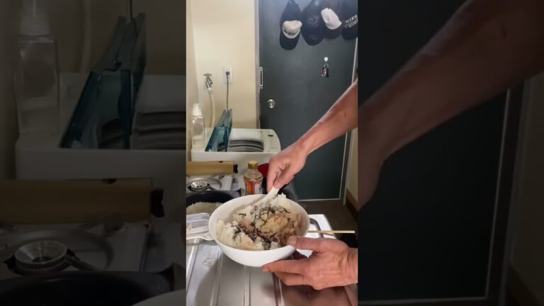 貧乏おにぎり🍙【塩昆布ツナ】