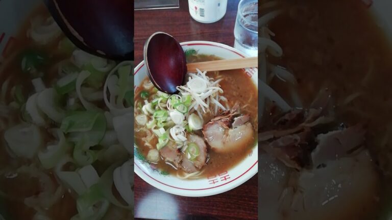 【昭和38年創業】広島の街で屋台のラーメン🍜🍥から始めたお店【まんぷく亭】さんのラーメン🍜は、未だに昭和価格の500円で御座います🙇‍♂️😋🤩