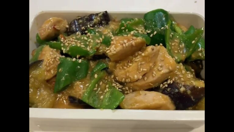 鶏胸肉とナス、ピーマンの辛味噌炒め