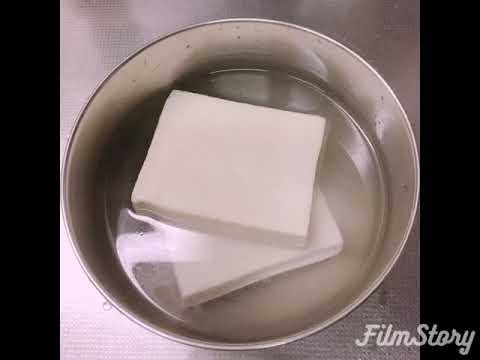 高野豆腐と鶏皮の味噌煮