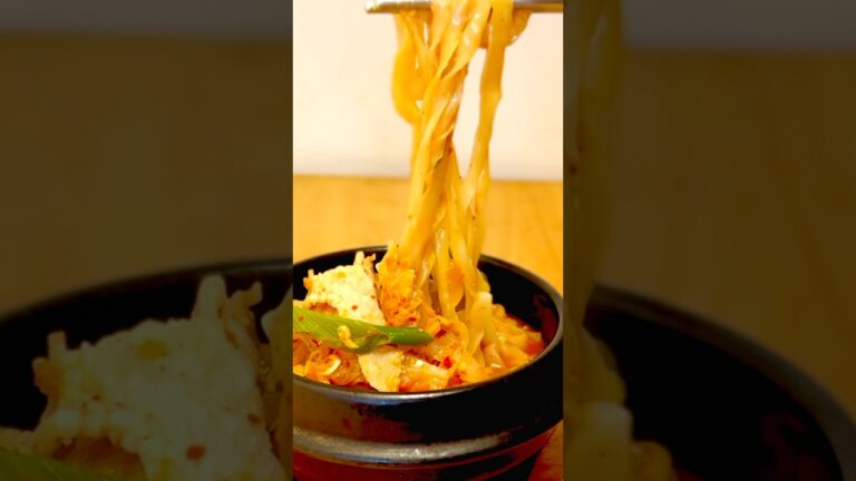 【保存版】旨辛キムチうどんの作り方【簡単＆万能】