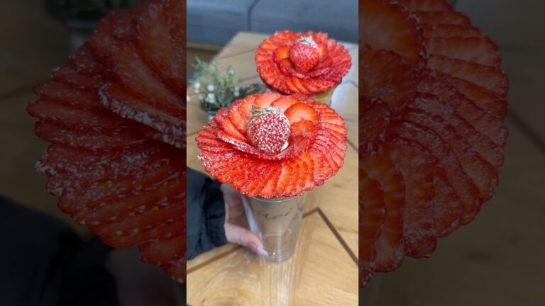 花びらのような可愛いいちごクレープ🍓#たもグルメ #japanesefood