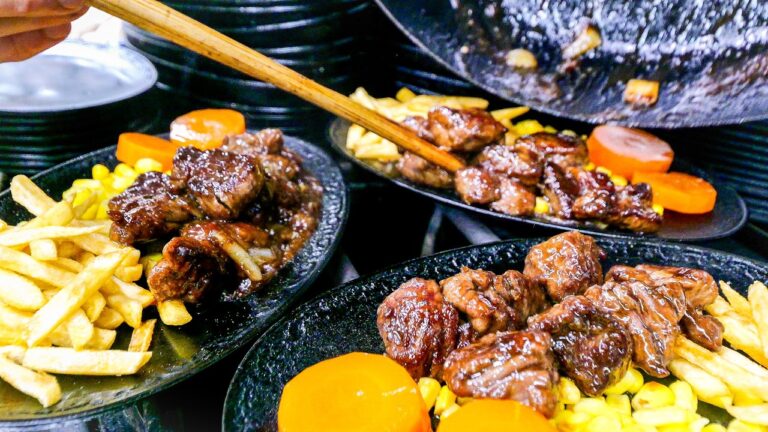 広島）４０歳スーパー女将が子育てしながら１２時間ぶっ通し働く家族経営のガツ盛りレストランに密着