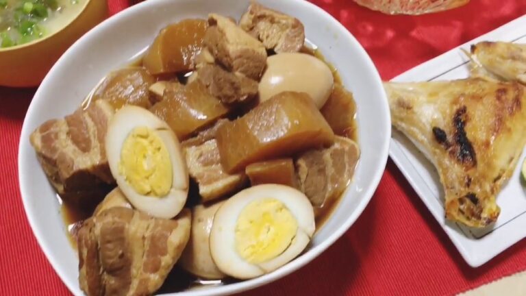 [我が家メシ]  晩ご飯  豚の角煮  ピリ辛無限もやし