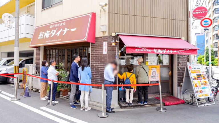 ご飯おかわり無料！１００メートルの大行列ができる大阪最強洋食店！