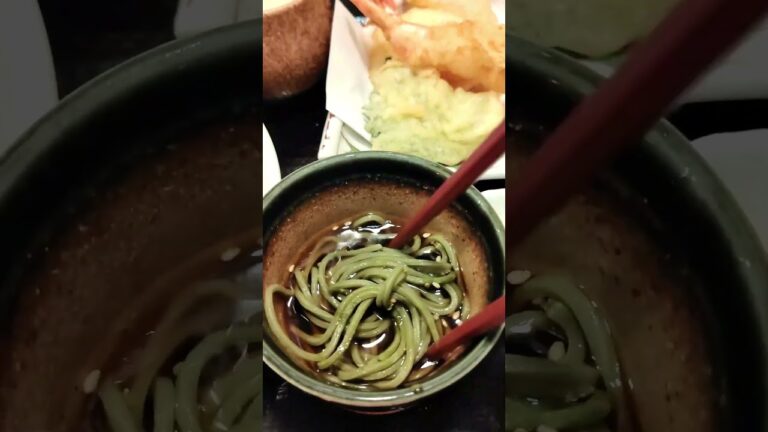 掛川駅の茶そば Green Tea Soba Noodles #kimachanfood #shorts