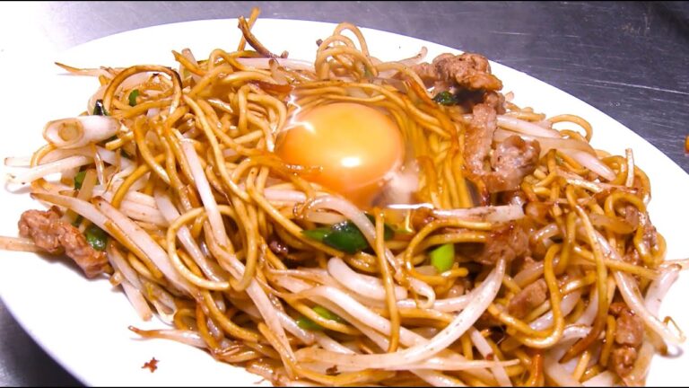 【生卵が決め手】大人気の焼きそば専門店！あぺたいとの絶品「両面焼きそば」【作り方】