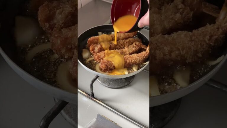 【最高のどんぶり】激うまエビフライ丼で今日も朝からヘビーにキメます！ #shorts