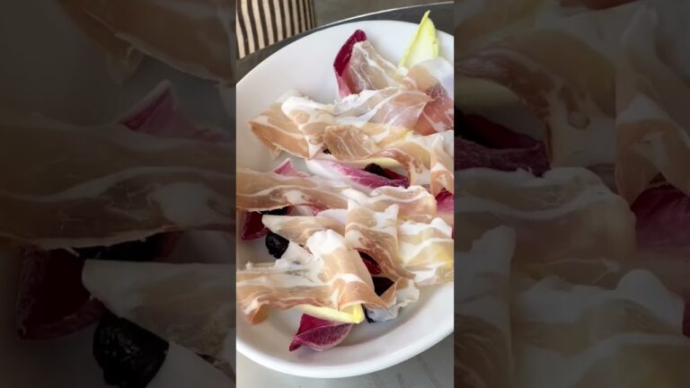 オリーブオイルとバルサミコを1：1でかけるだけ。お酒がすすむサラダ。#deananddeluca