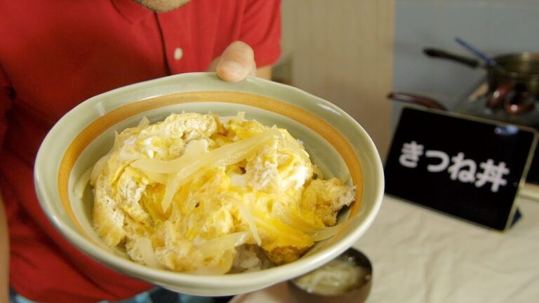 『中西の朝食』〜「きつね丼」〜きつね丼最高！！お揚げさんがつゆをたっぷり吸って、噛みしめるとじゅわ〜っとね！おいしい！！