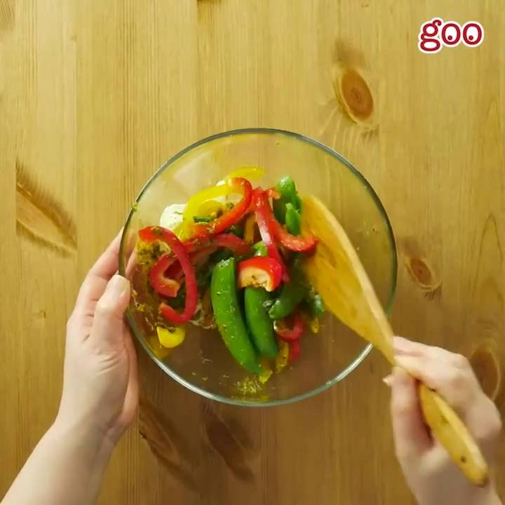 カラフルカップサラダ