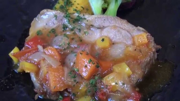 Buono2　ボーノボーノ　Secovd Patto　（メイン料理）　豚肩ロースの煮込み色々野菜のソース