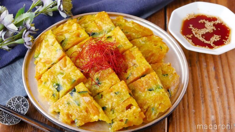【かぼちゃのチーズチヂミ】食べ応え抜群！おかずにもおつまみにもおすすめレシピ♪｜macaroni（マカロニ）
