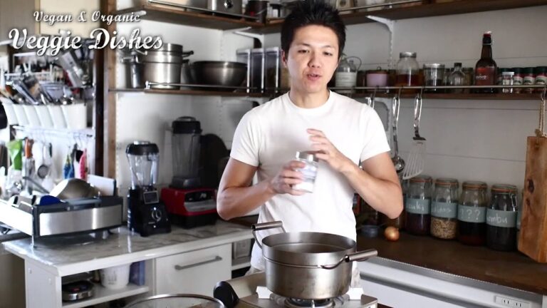 サツマ芋やカボチャを使った滋味深い根菜スープのつくり方 : Vegan Sweet Potatoes & Pumpkin Soup| VEGGIE DISHES by Peaceful Cuisine