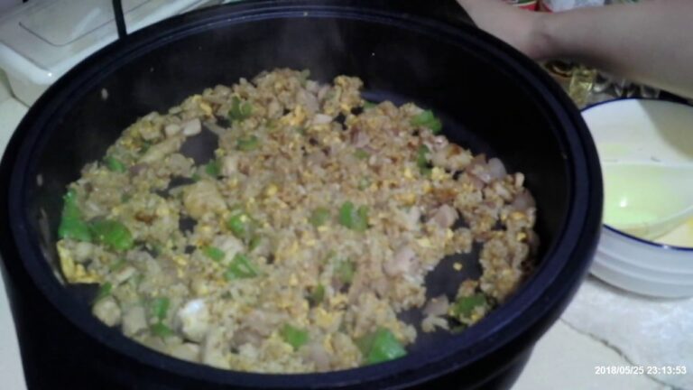 カレーパウダーで簡単 カレー炒飯