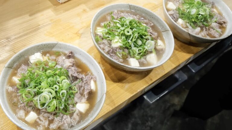 超絶の肉すいラッシュ！黒毛和牛１日１５キロ使用の肉メシ食堂が感動レベルの旨さだった丨Osaka’s soul food Osaka Gourmet “Niku Sui“