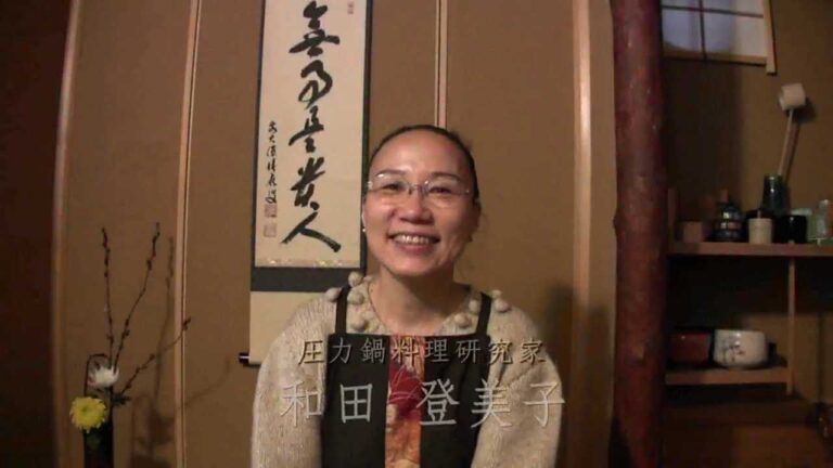 圧力鍋レシピ/第十回「新おばんざい塾12ヶ月」 2013.12月　白がゆ　筑前煮　花にんじん、ブロッコリーをゆでる　黒豆を煮る　錦玉子