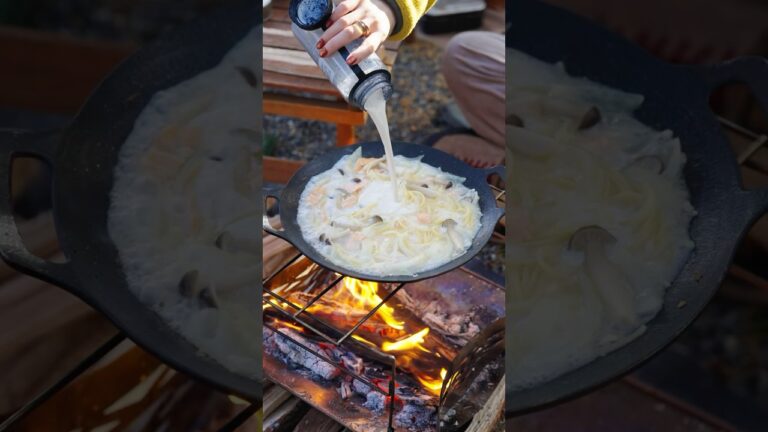 鮭としめじのクリームパスタ（レシピは説明欄へ）