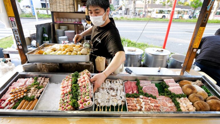 【屋台４選】冬におすすめ。福岡の人気屋台特集。夜な夜な人々が集まる理由とは。。