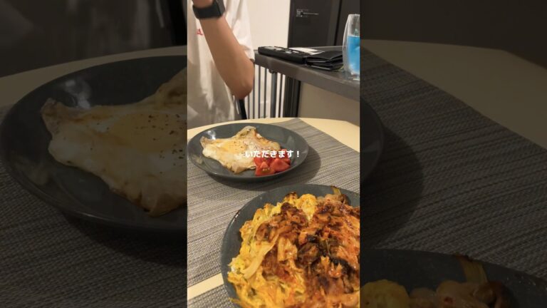 ライスペーパーで作るお好み焼きとガレットな晩ごはん。#男子ご飯 #料理男子 #料理勉強中 #おうちごはん #クッキングラム #自炊男子 #よるごはん日記 #暮らしを楽しむ