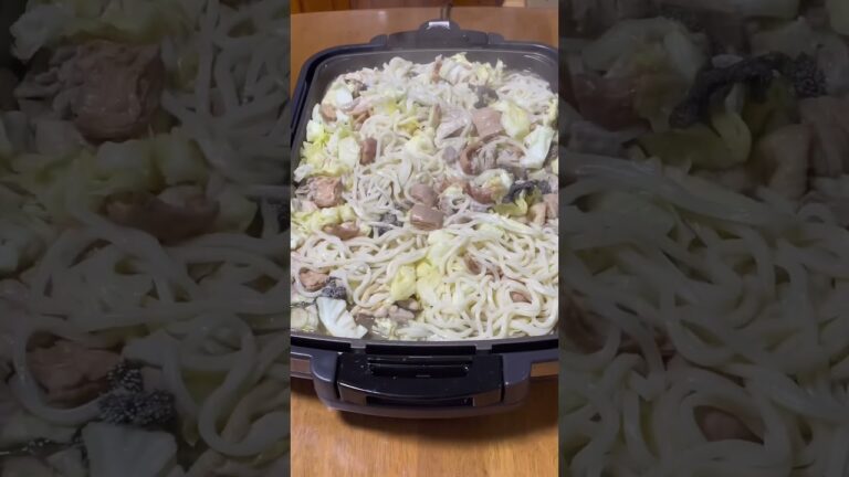 ホルモン焼うどん #food