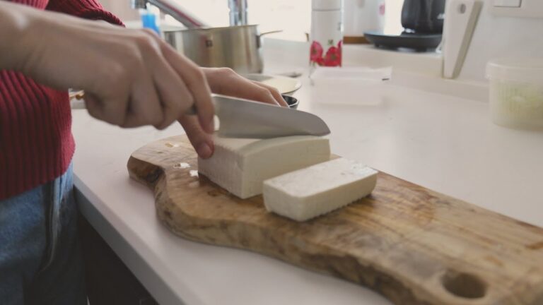 【ダイエット】満腹食べても低カロリーな豆腐レシピ6品