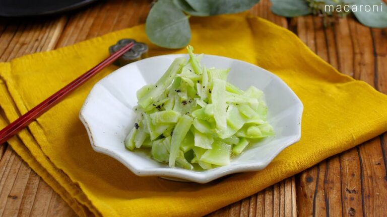 【ブロッコリーの茎ナムル】ブロッコリーの茎は捨てないで！ごま油とにんにくで絶品♪