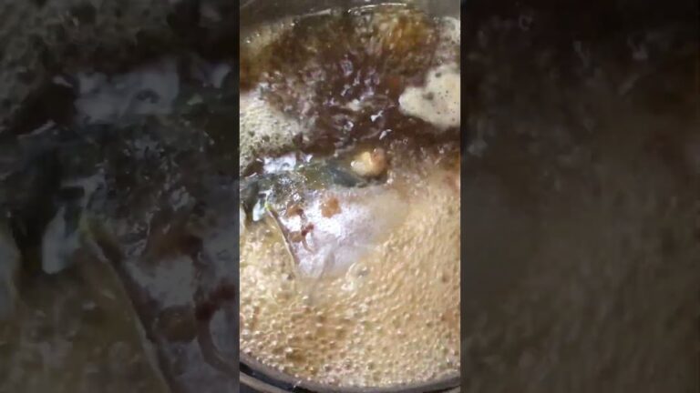 #shorts ブリの頭の煮付け作ってるよ【家庭料理】