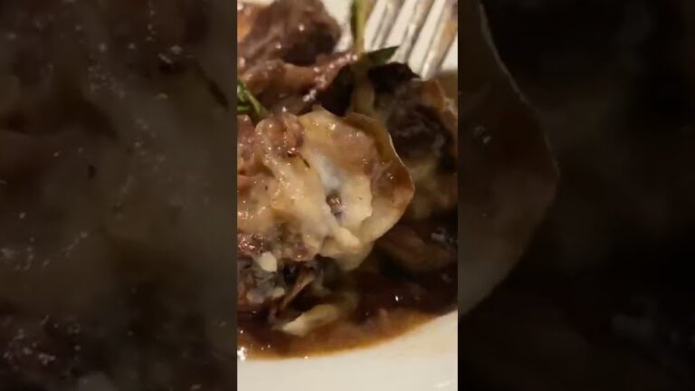 イベリコ豚の赤ワイン煮！
