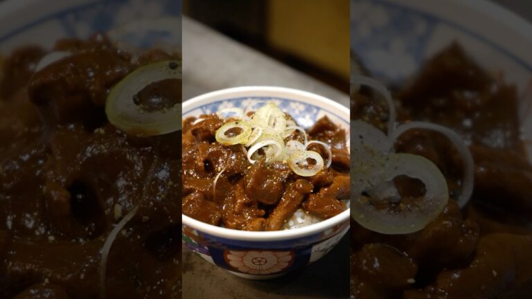 超濃厚！名古屋名物どて丼！#cooking #もつ煮 #名古屋めし #ご当地グルメ