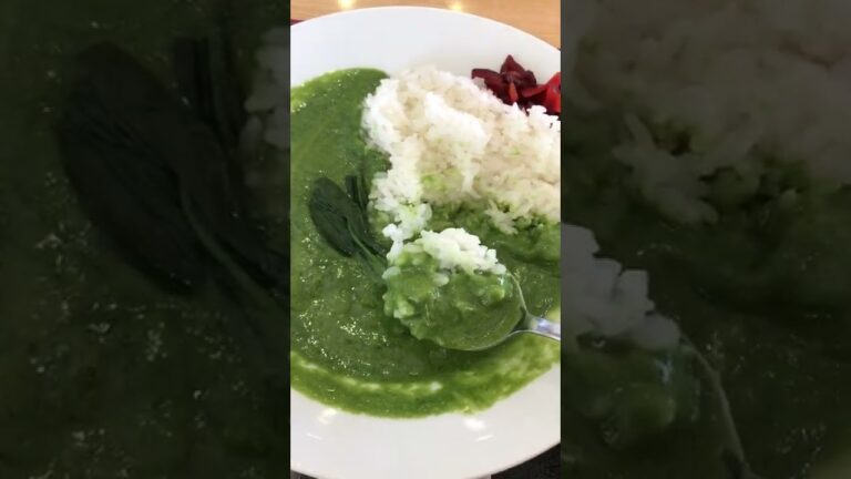 岩手県八幡平市　道の駅にしね　ほうれん草カレー