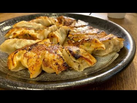 【春キャベツたっぷり餃子】【野菜多め、ダイエット中に】　Very healthy Japanese Dumplings with vegetables