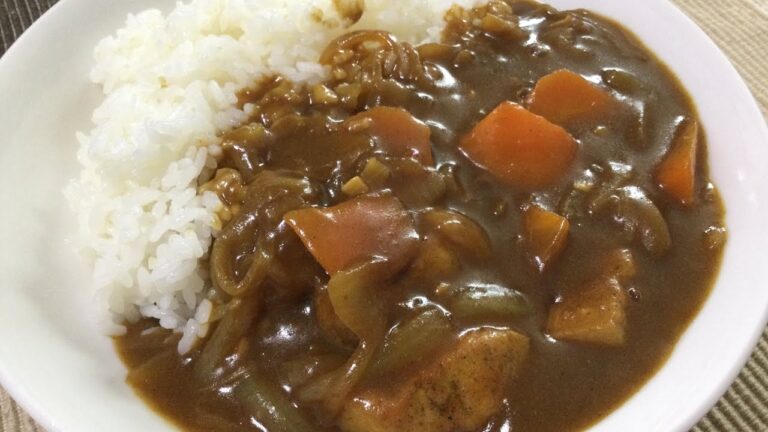 豚バラブロック肉のカレーライスの作り方教えます❤️市販ルーは3種類。ジャワカレー、ゼッピンカレー、ゴールデンカレー😋隠し味もね👍