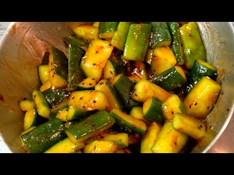 夜食にピッタリ　胡瓜のコチュジャン和え