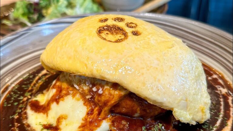 福岡で1番行列を作る鉄板オムライス！ふんわりオムレツを手際よく作る姿は必見【いくら：福岡博多】