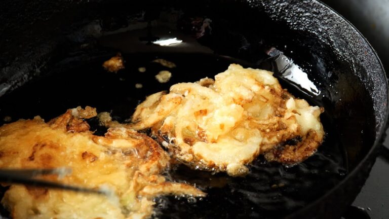 玉ねぎ丸々1個使ってお昼ごはんにかき揚げを作りました。