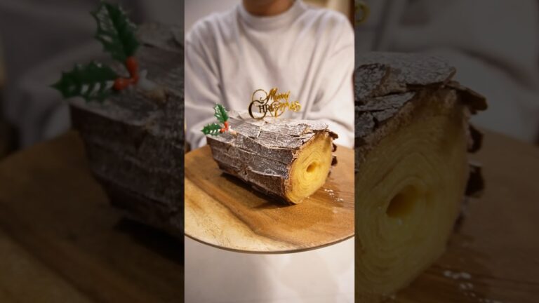 レシピはコメント欄に記載しました！　#作り方 #レシピ   #クリスマスケーキ #卵焼き #layerdcake #recipi  #buchedenoel #バームクーヘン #ブッシュドノエル