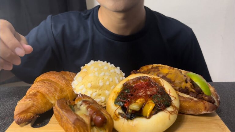 【ASMR】おしゃれなパン屋の惣菜パン食べまくる！ Japanese bread🥐 咀嚼音,Eating sounds