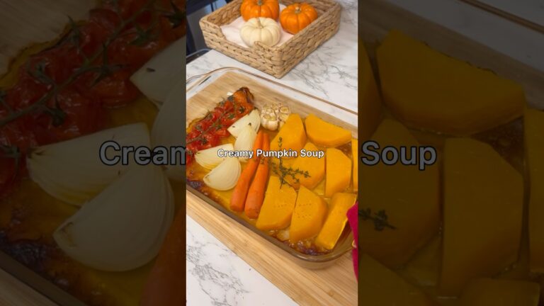 Creamy Roasted Pumpkin Soup #pumpkinsoup #fallrecipes #cozycooking #comfortfood #easyrecipes