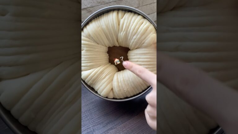 【あんこ論争😱】大きなウールロールあんパン作りました🍞