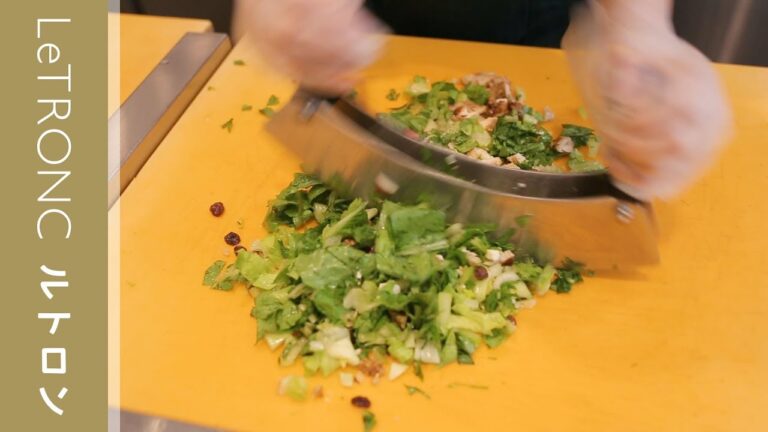 NY発！カスタムサラダ専門店「クリスプ・サラダワークス 青山店」