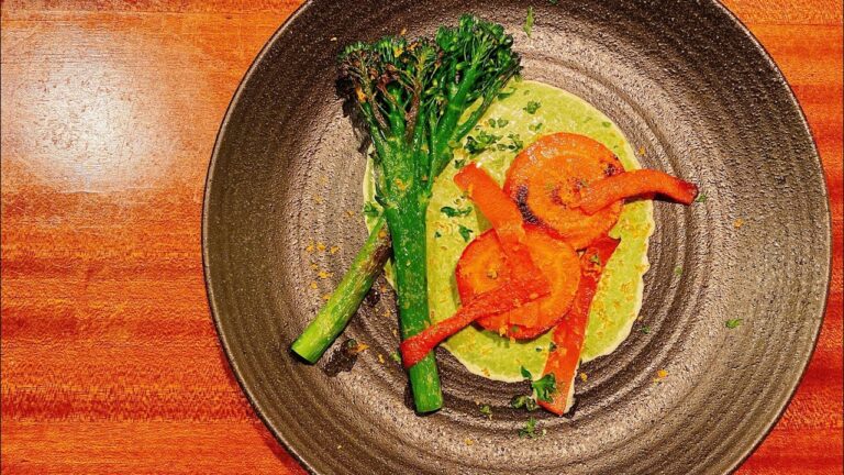 Barでお出しする焼き野菜。金時人参とスティックセニョール