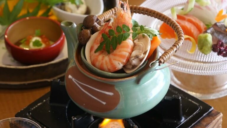 海老とハマグリのほっこり土瓶蒸し