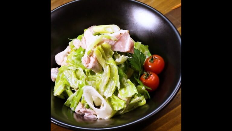 ごまの香りが食欲をそそるキャベツと鶏肉のごまマヨあえ ｜ moguna[モグナ]