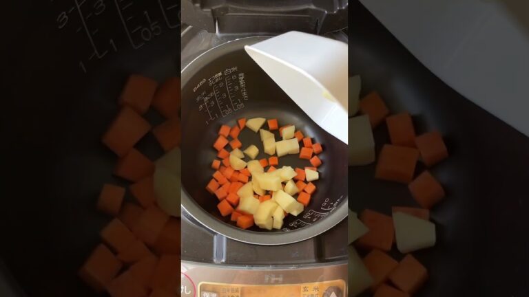 心まであったまる🫶🏻炊飯器で簡単！クラムチャウダー🤍　#簡単レシピ #レシピ #ごはん #クリスマスレシピ