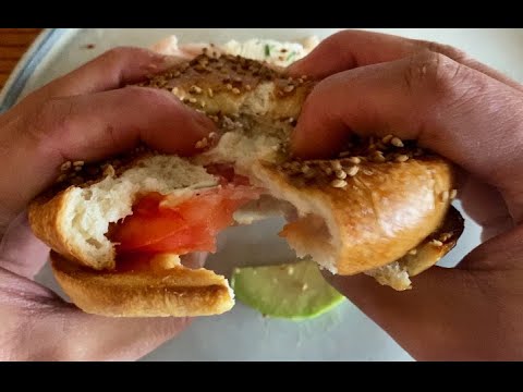 ベーグルサンド　”ベーグルの食べ方”　[Bagel sandwich]  How to enjoy sourdough bread