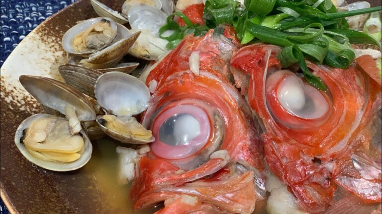 【アサリ】金目鯛と浅利の酒蒸し  今旬のあさりは身が詰まって絶品です。