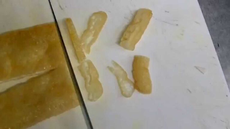 クックパッドに載せようかな　炊き込みご飯の具の作り方（４）油揚げの切り方　手打ちそば長幸