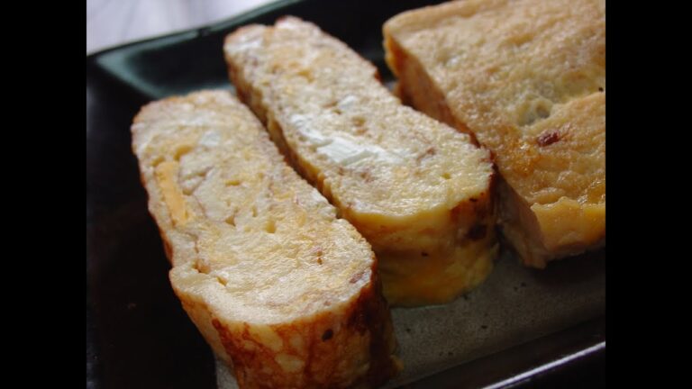 だし巻き卵の作り方（ふんわりジューシー） - How to make tamagoyaki.